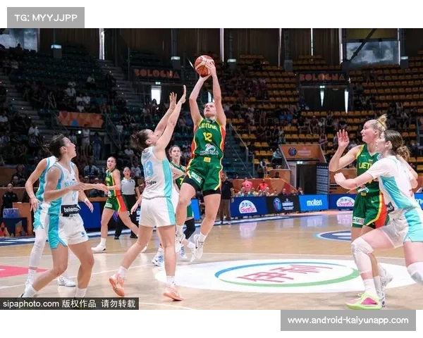 女篮亚洲杯:中国韩旭张子宇双塔首秀内线碾压 女篮亚洲杯:中国韩旭张子宇双塔首秀内线碾压