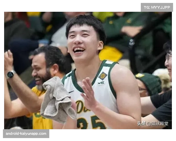 王俊杰防守篮板保护积极 对阵孟菲斯抢下5个篮板